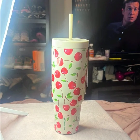 Cherry Patterned Tumbler - Picture 4 of 8